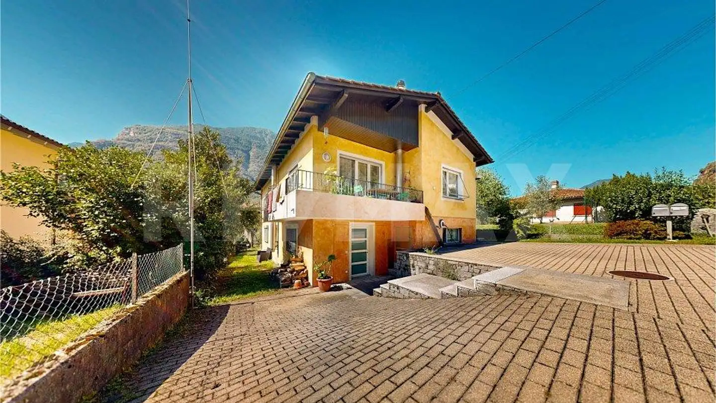 Maison jumelle à vendre - 6703 Osogna
