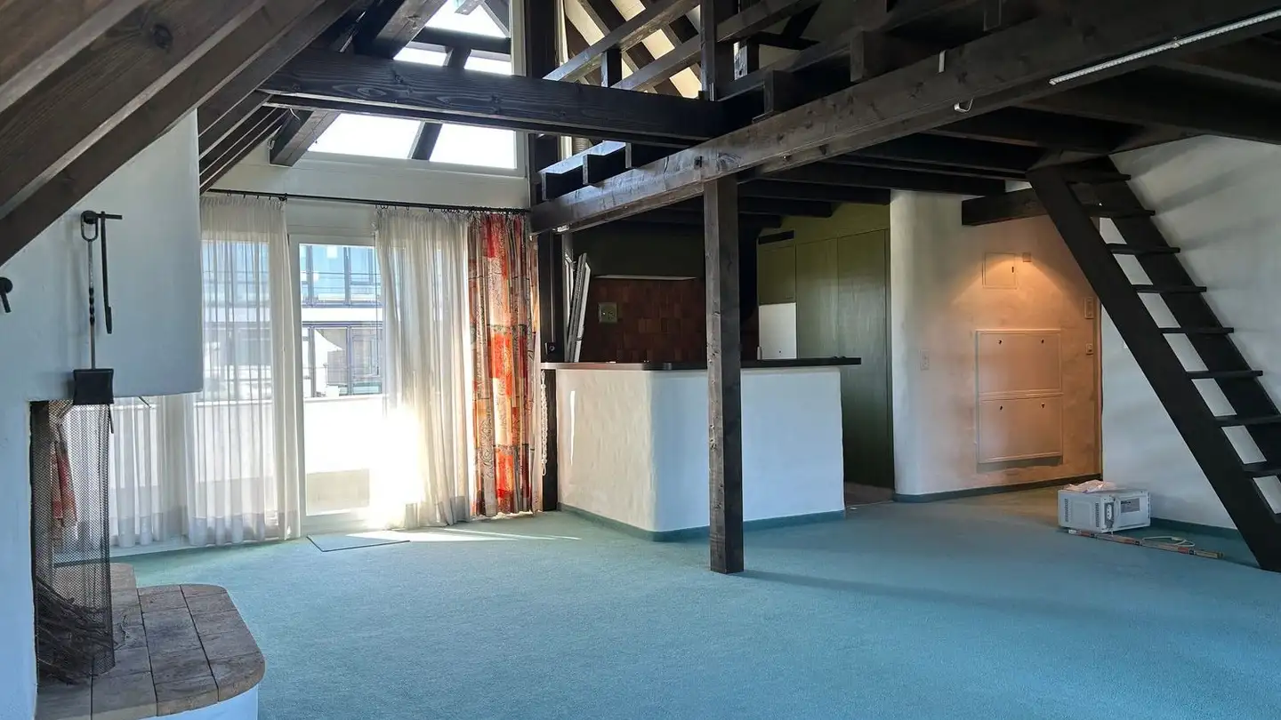Attique à louer - Südstrasse 15, 8172 Niederglatt ZH