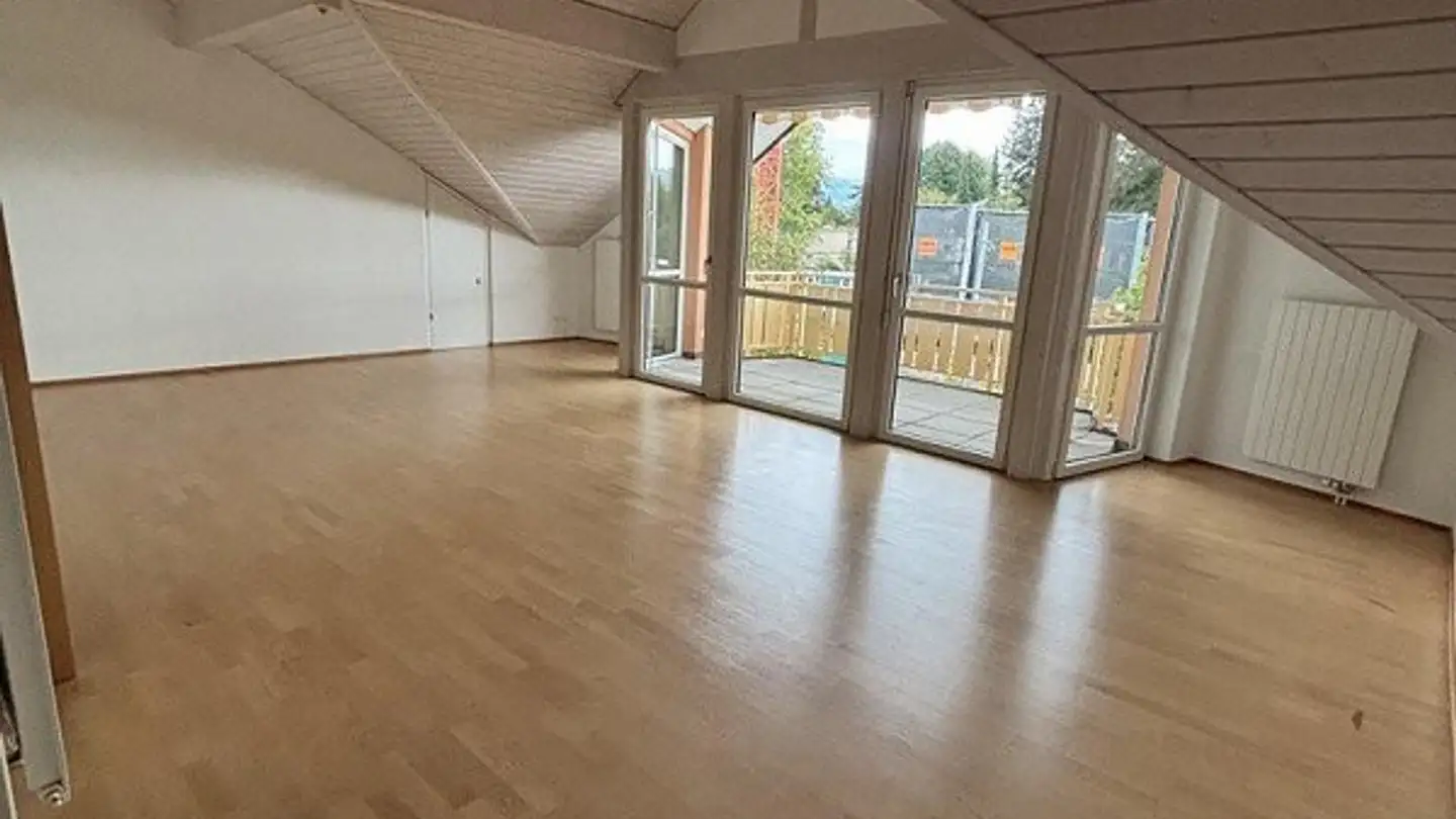 Dachgeschosswohnung mieten - Brachmattstrasse 4a, 4144 Arlesheim - Foto 4