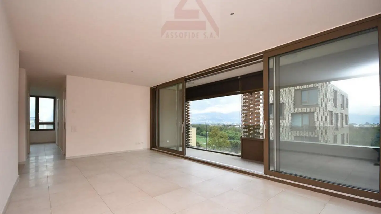 Apartment for sale - 6600 Locarno