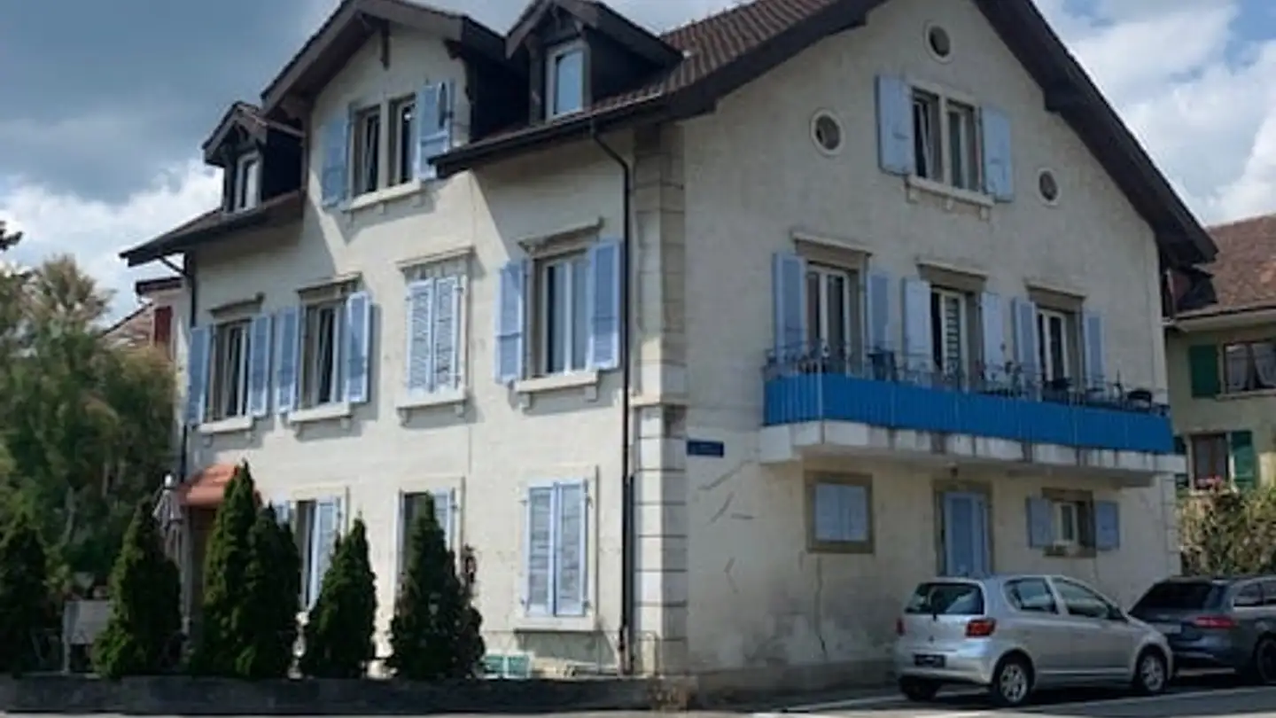 Residential building for sale - 2525 Le Landeron