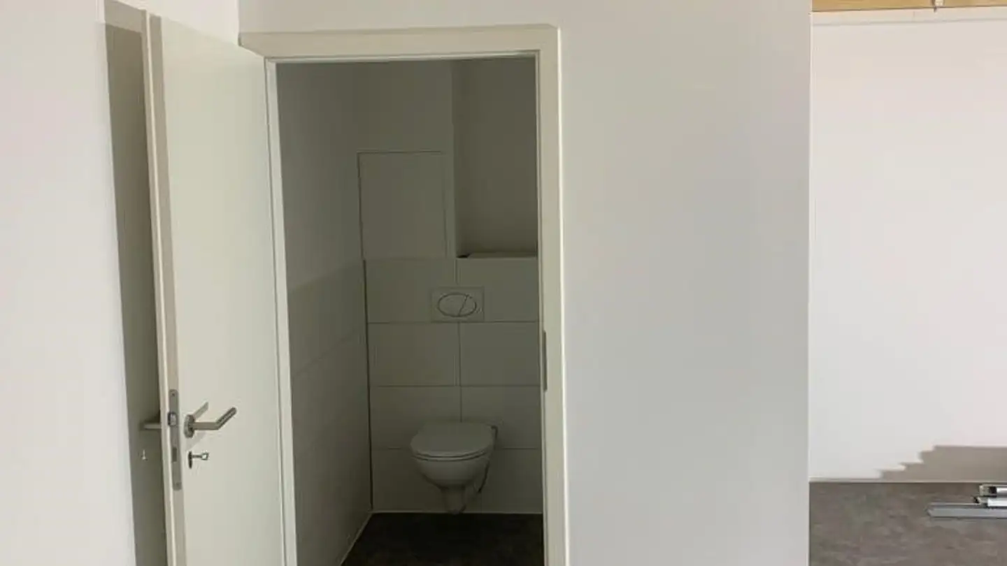 Bürofläche mieten - 6474 Amsteg