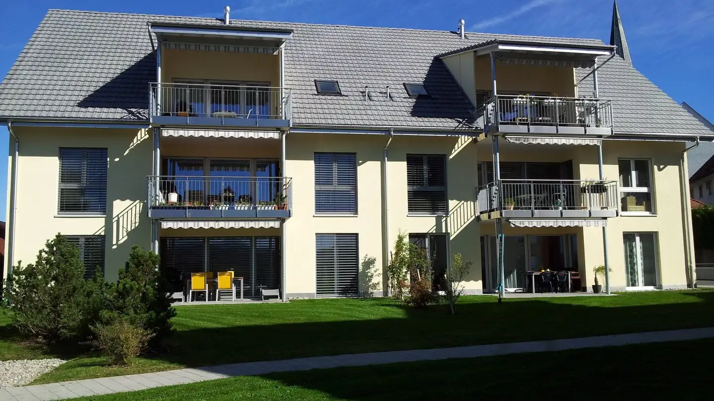 Dachgeschosswohnung mieten - Kirchstrasse 16b, 8583 Sulgen