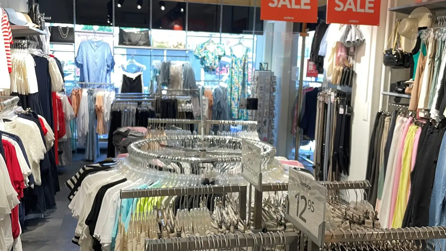 Shop for rent - Zentralstrasse 10, 5610 Wohlen AG - Photo 3