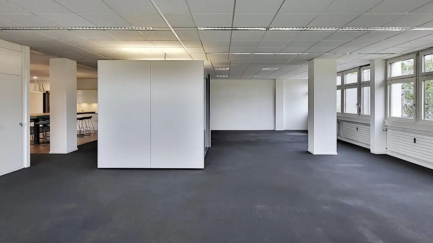 Office space for rent - In Der Luberzen 19, 8902 Urdorf