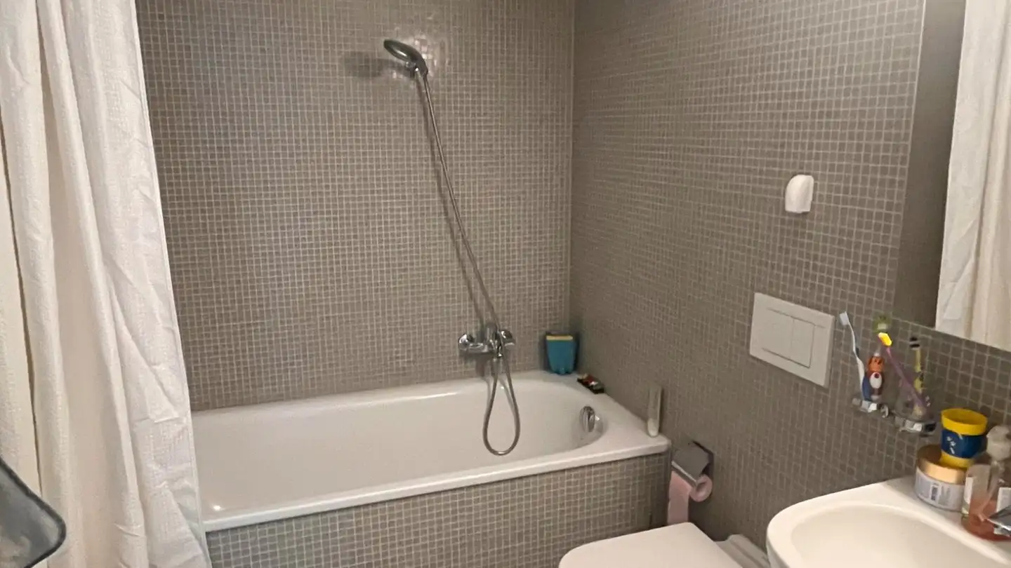 Appartement à louer - Route De La Gare, 2017 Boudry - Photo 4