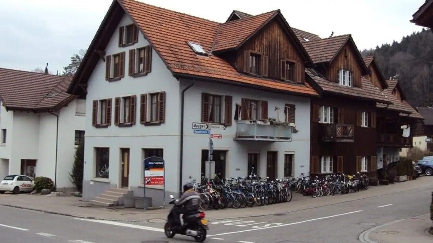 Dachgeschosswohnung mieten - Hauptstrasse 34, 9552 Bronschhofen