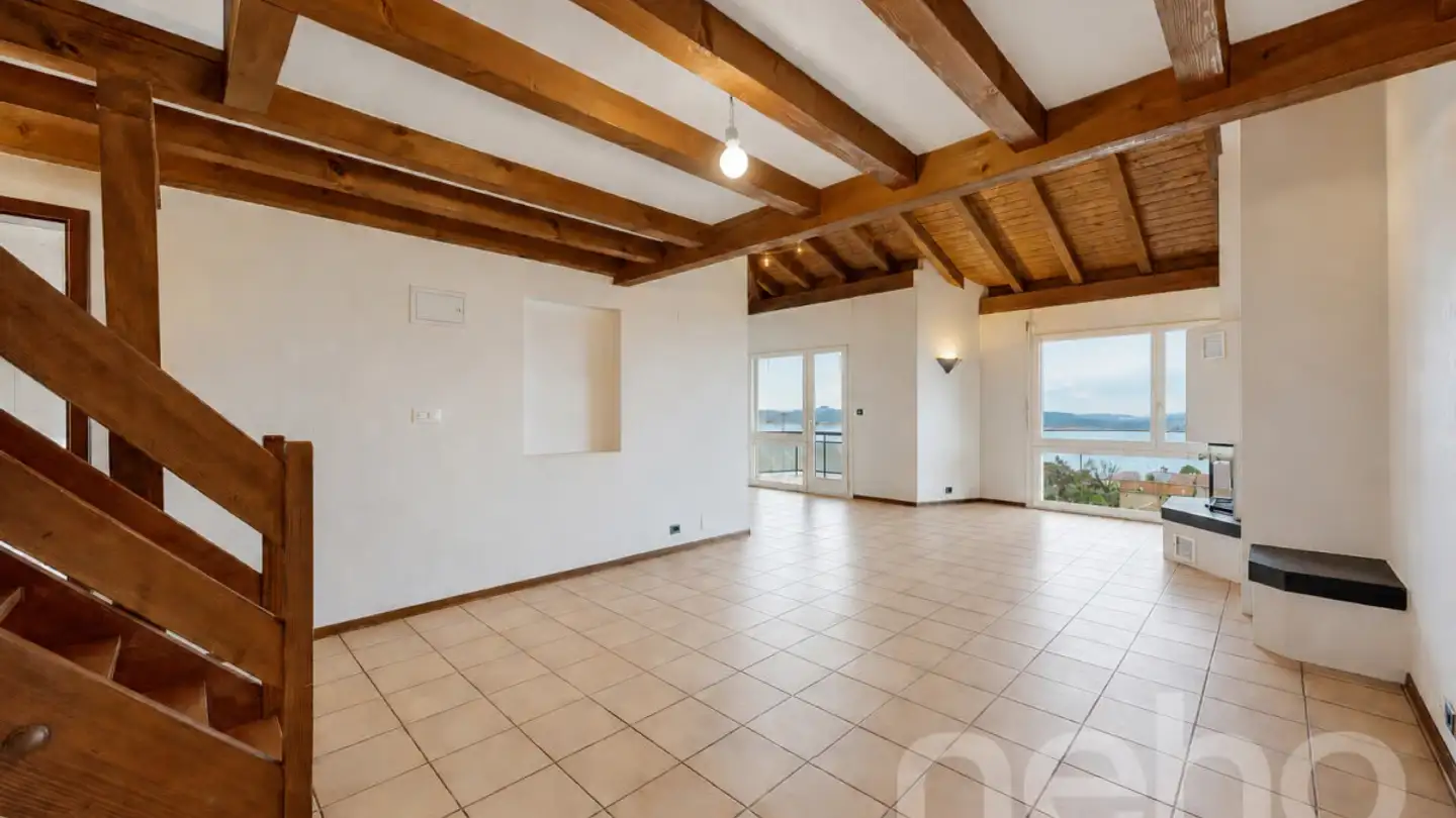 Attic flat for sale - 2072 St-Blaise