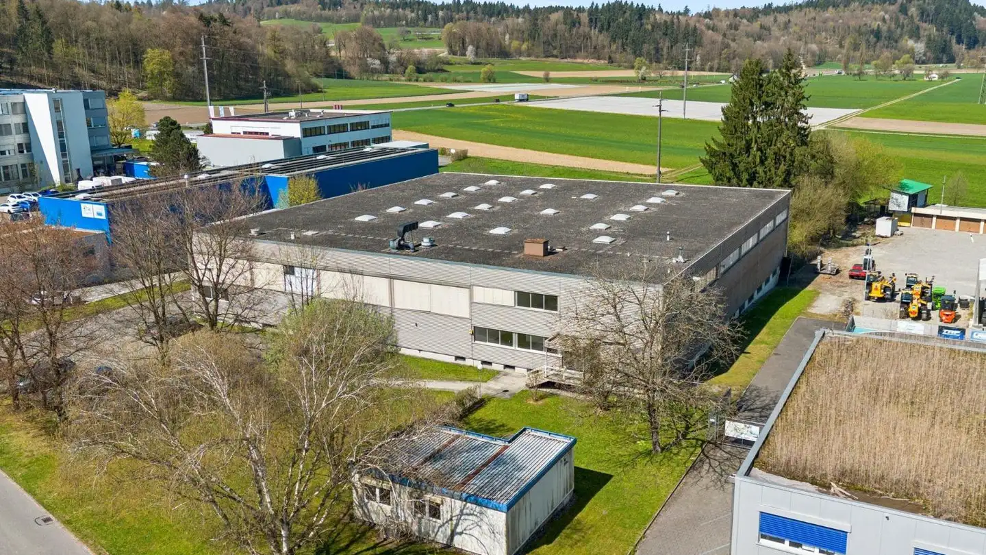 Department store for rent - Silostrasse 7, 5606 Dintikon