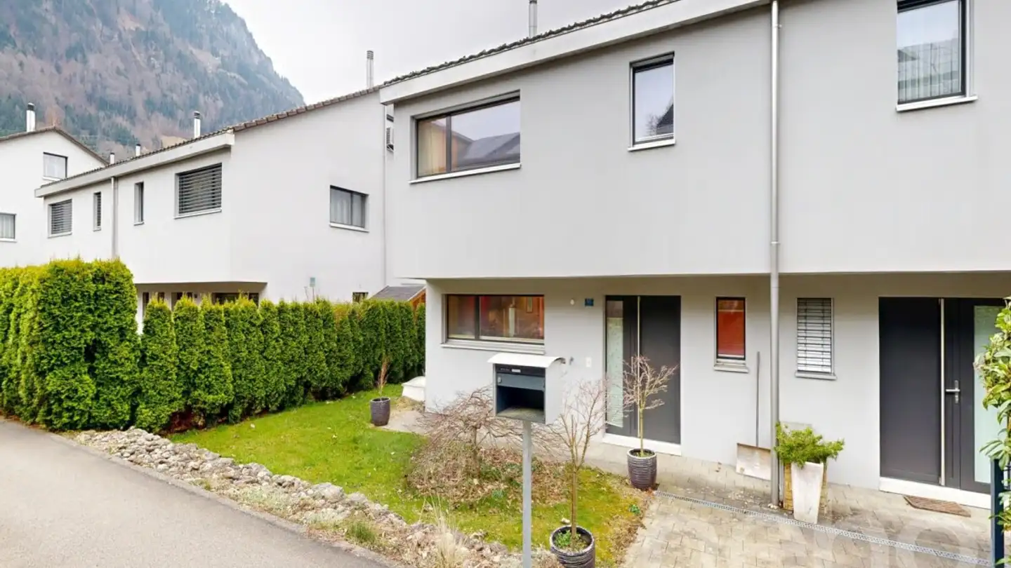 Maison jumelle à vendre - 6443 Morschach