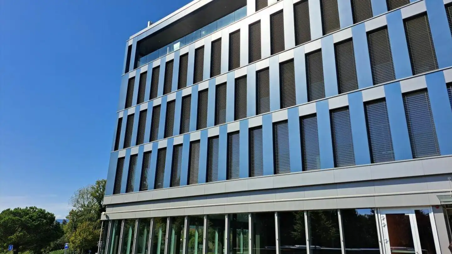 Commercial à louer - Rue Du Centre 172, 1025 St-Sulpice VD - Photo 2