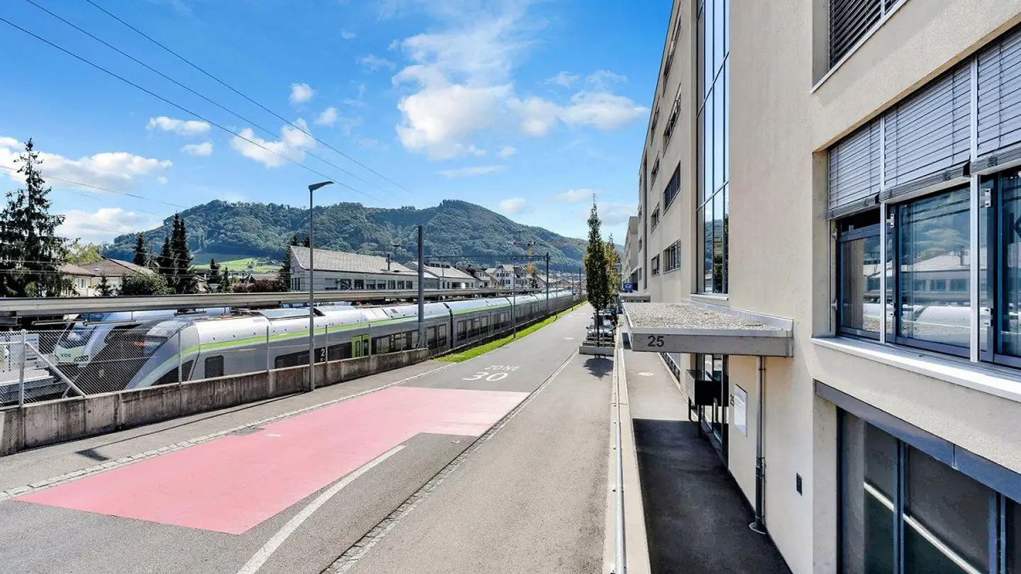 Commerciale in affitto - Eichenweg 15, 3123 Belp