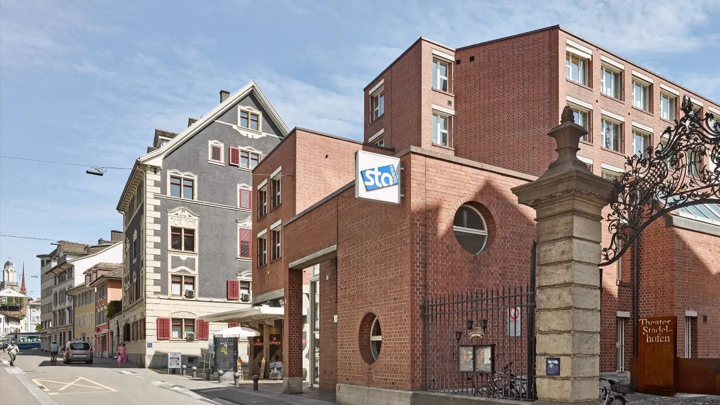 Place de parking souterraine à louer - Stadelhoferstrasse 22, 8001 Zürich