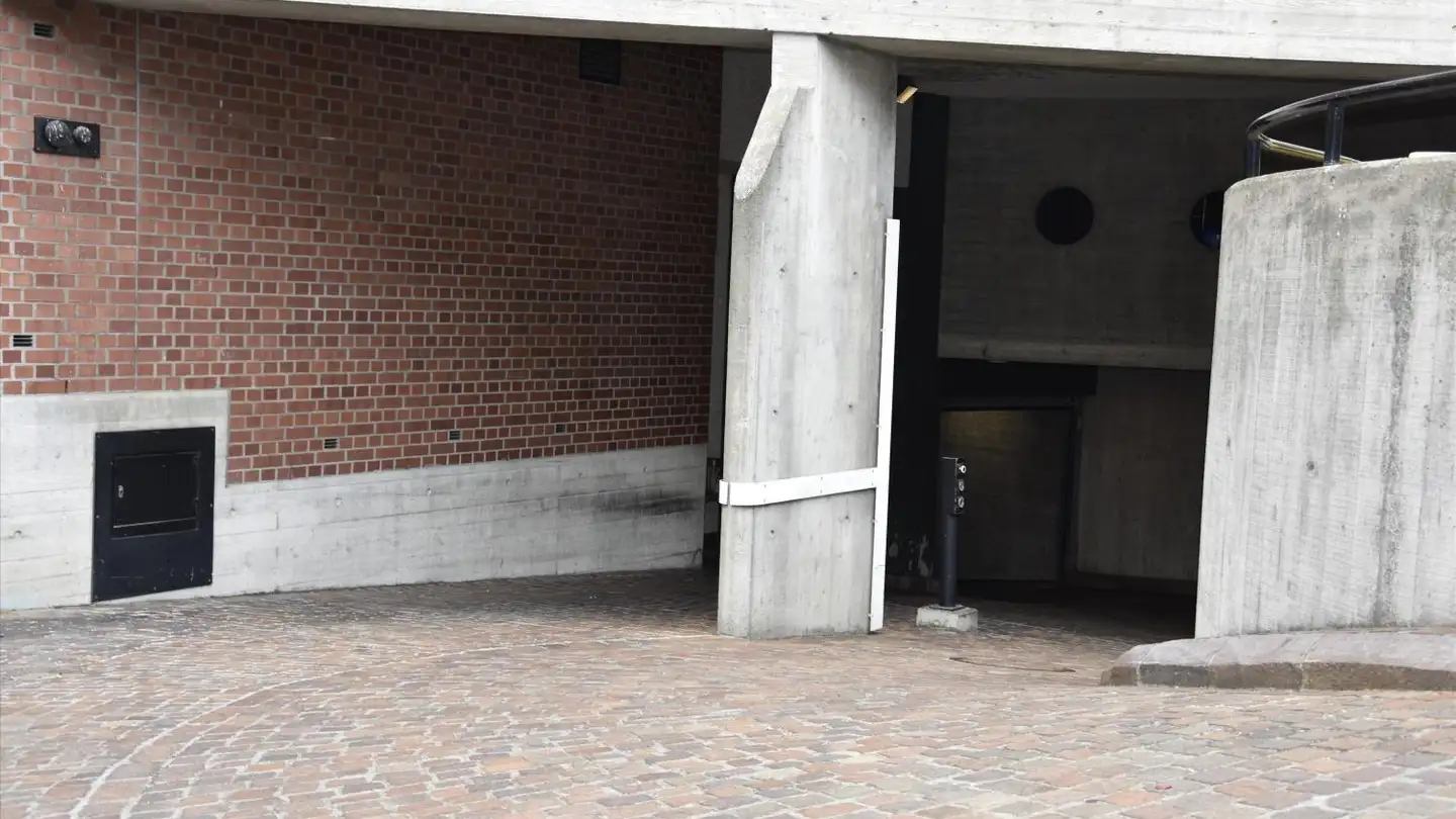 Place de parking souterraine à louer - Stadelhoferstrasse 22, 8001 Zürich - Photo 2