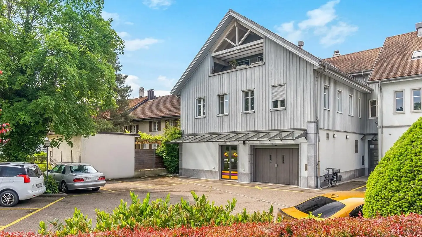 Commercial for rent - Oberfeldstrasse 158, 8408 Winterthur