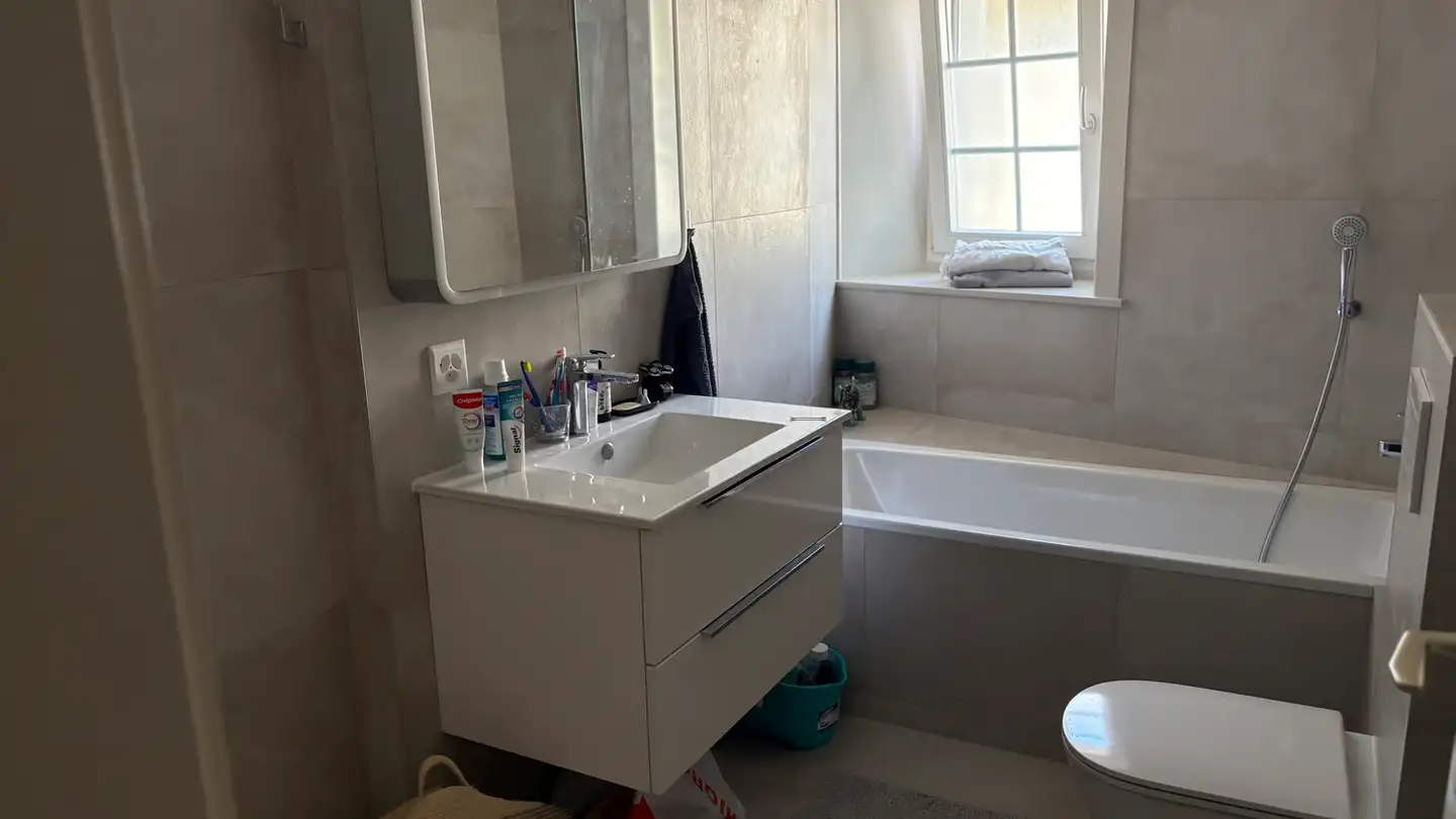 Appartement à louer - Le Prieuré 7, 1166 Perroy - Photo 4