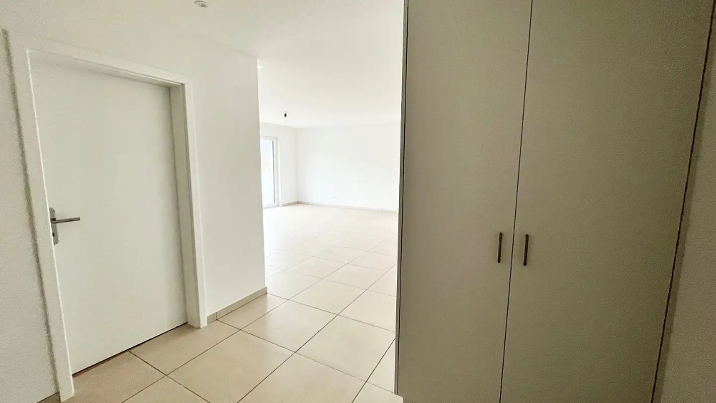 Penthouse for rent - 2830 Courrendlin - Photo 2