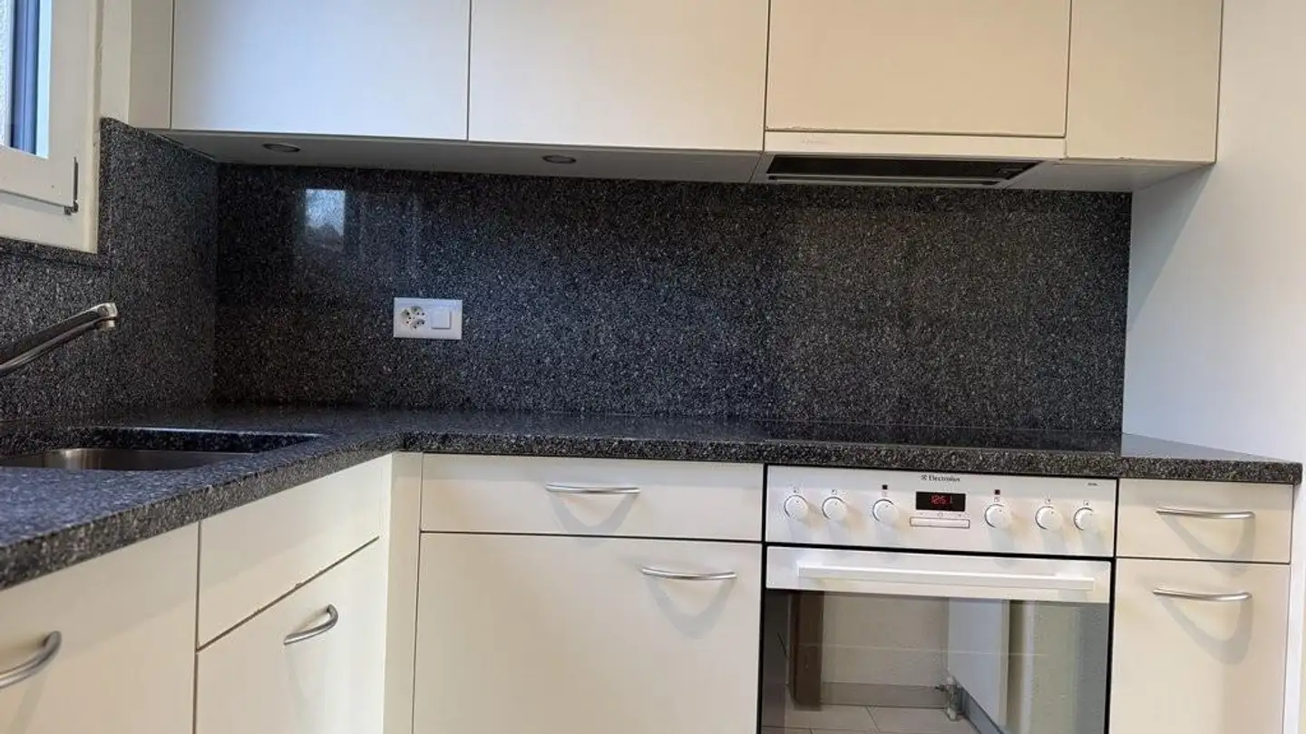 Wohnung mieten - Hübelistrasse 3a, 3652 Hilterfingen - Foto 3