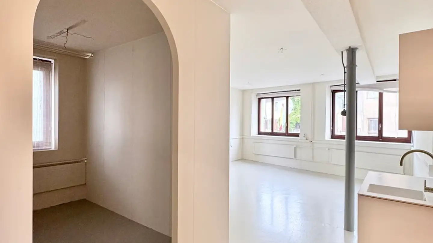 Commercial à louer - Schaffhauserstrasse 34, 8451 Kleinandelfingen - Photo 2