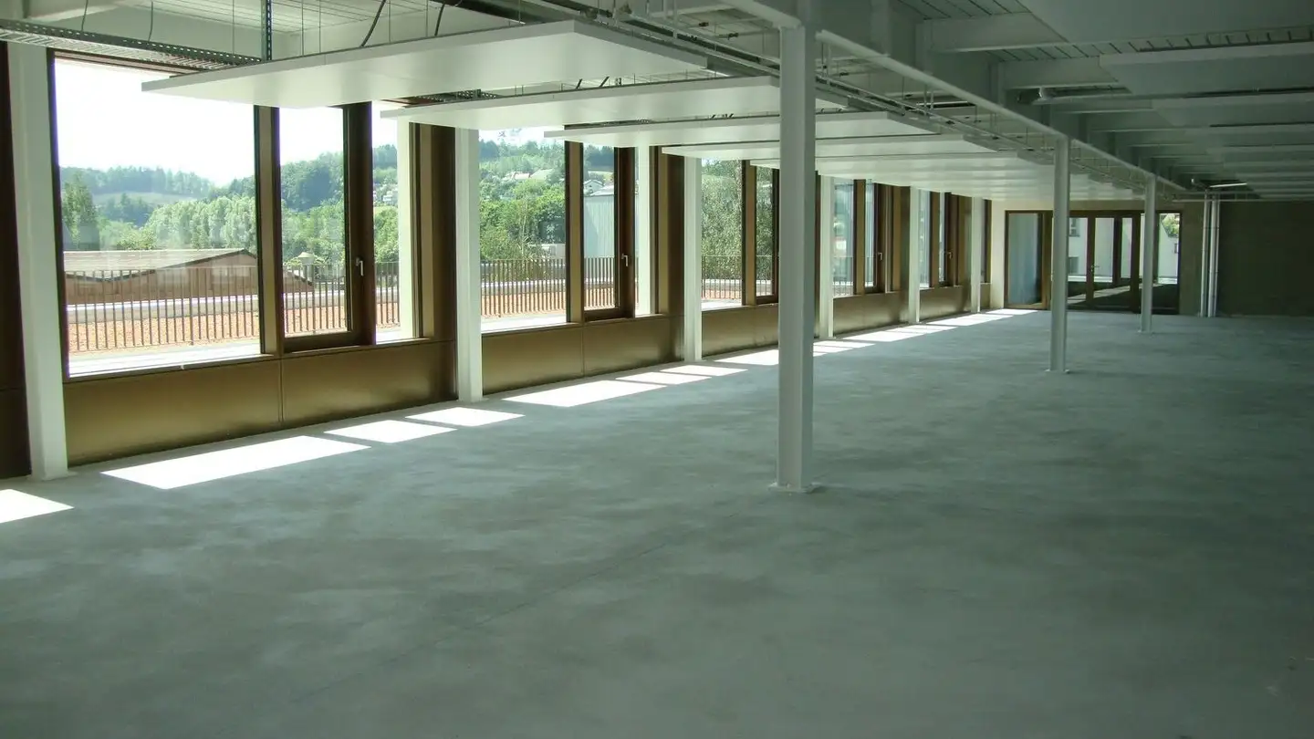 Commercial for rent - Freiburgstrasse 572, 3172 Niederwangen b. Bern