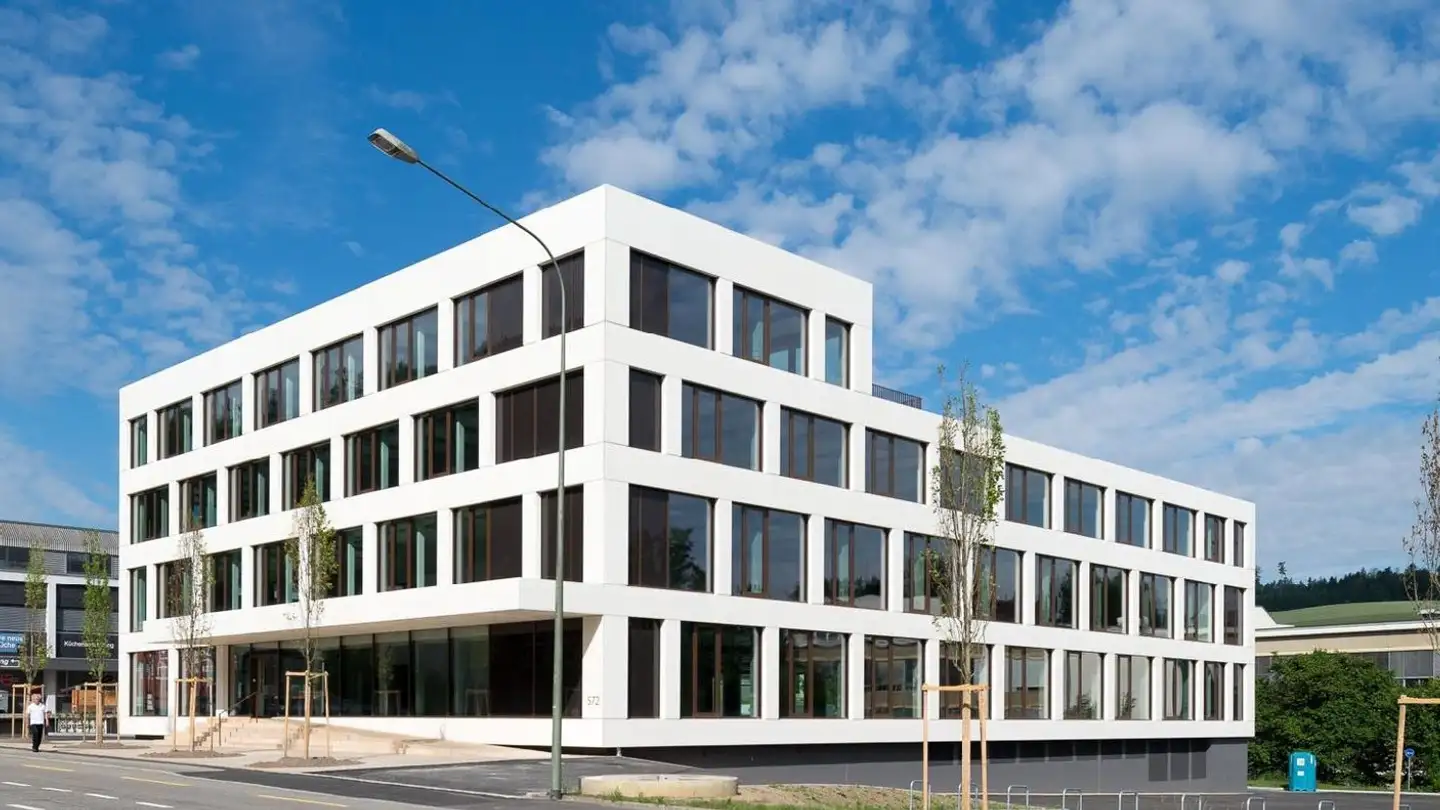 Commercial for rent - Freiburgstrasse 572, 3172 Niederwangen b. Bern - Photo 2