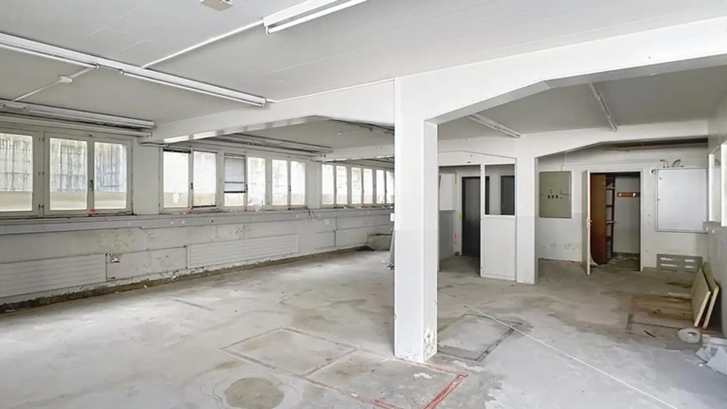 Commercial à louer - Rue Des Envers 58, 2400 Le Locle - Photo 4