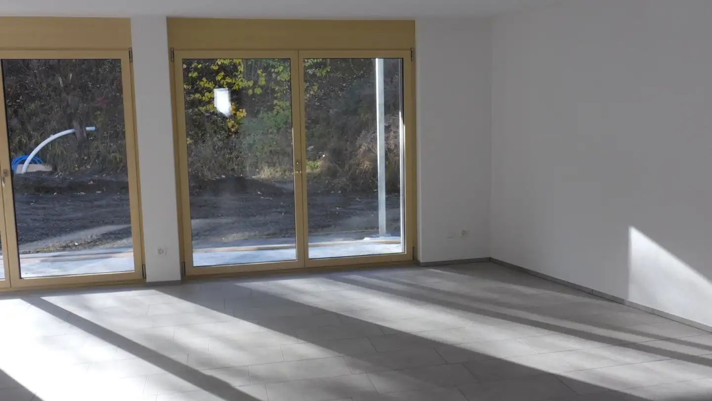 Apartment for rent - 7459 Stierva