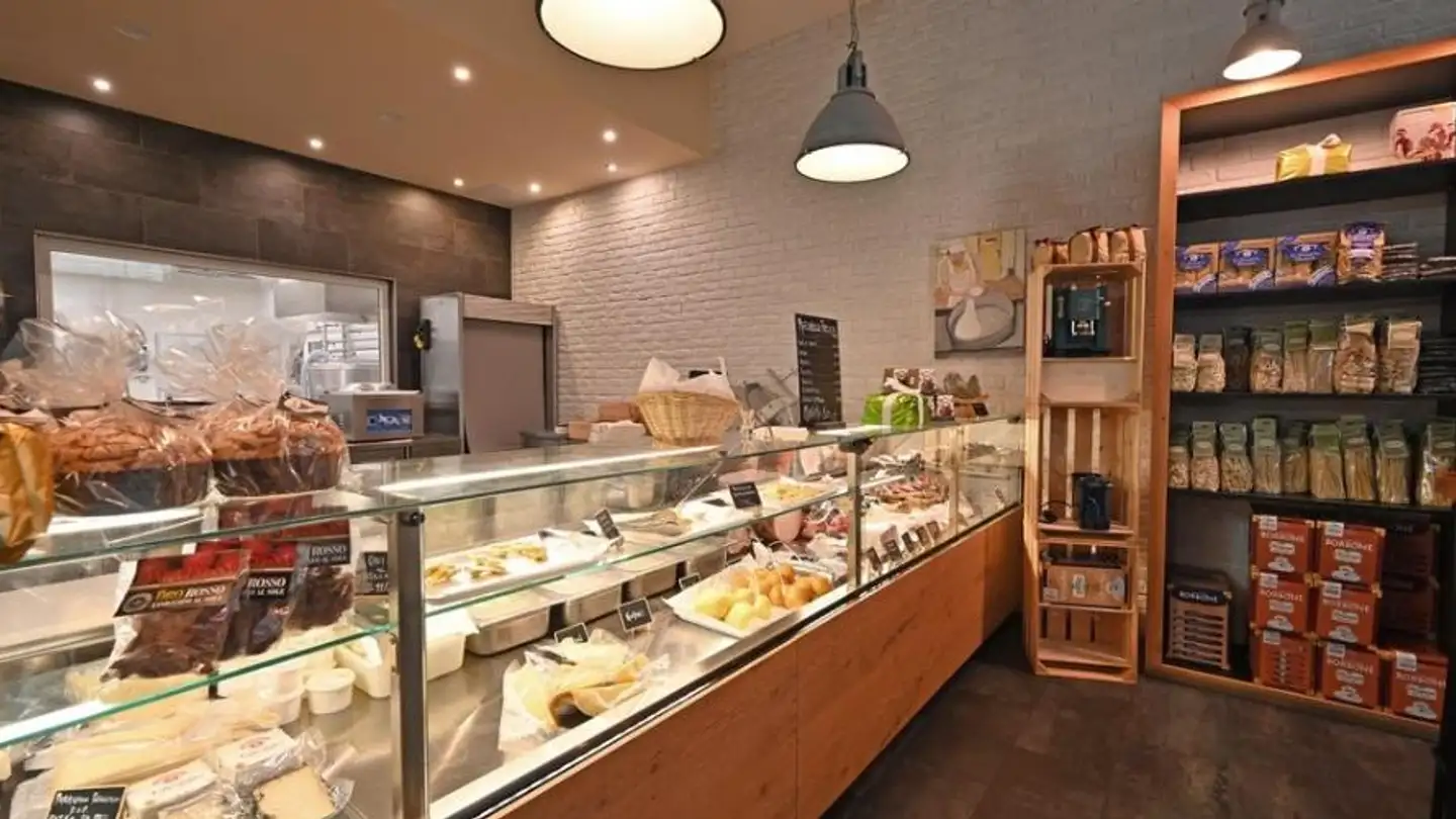 Gewerbe mieten - Rue De Flore / Florastrasse 5, 2502 Biel/Bienne - Foto 2