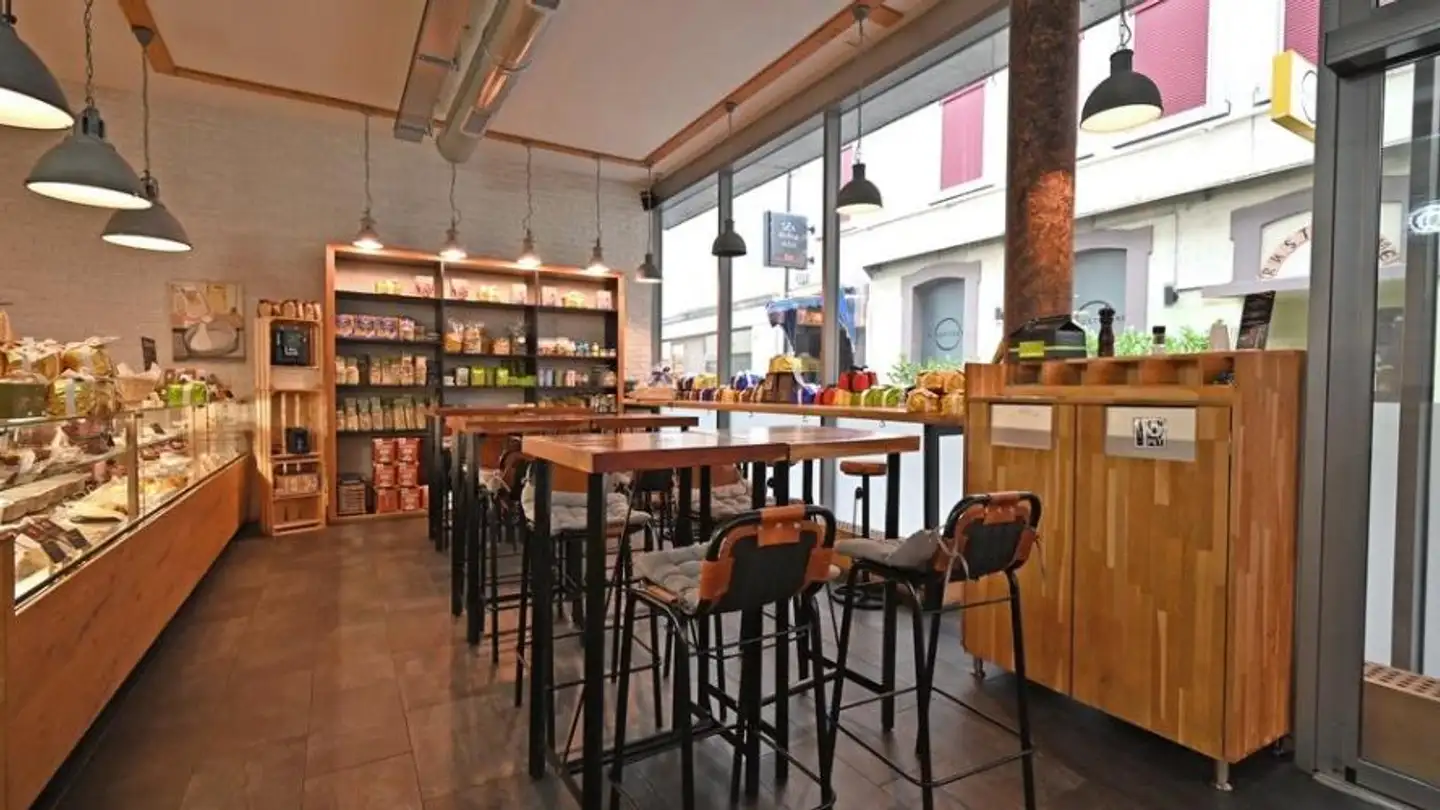 Gewerbe mieten - Rue De Flore / Florastrasse 5, 2502 Biel/Bienne - Foto 3
