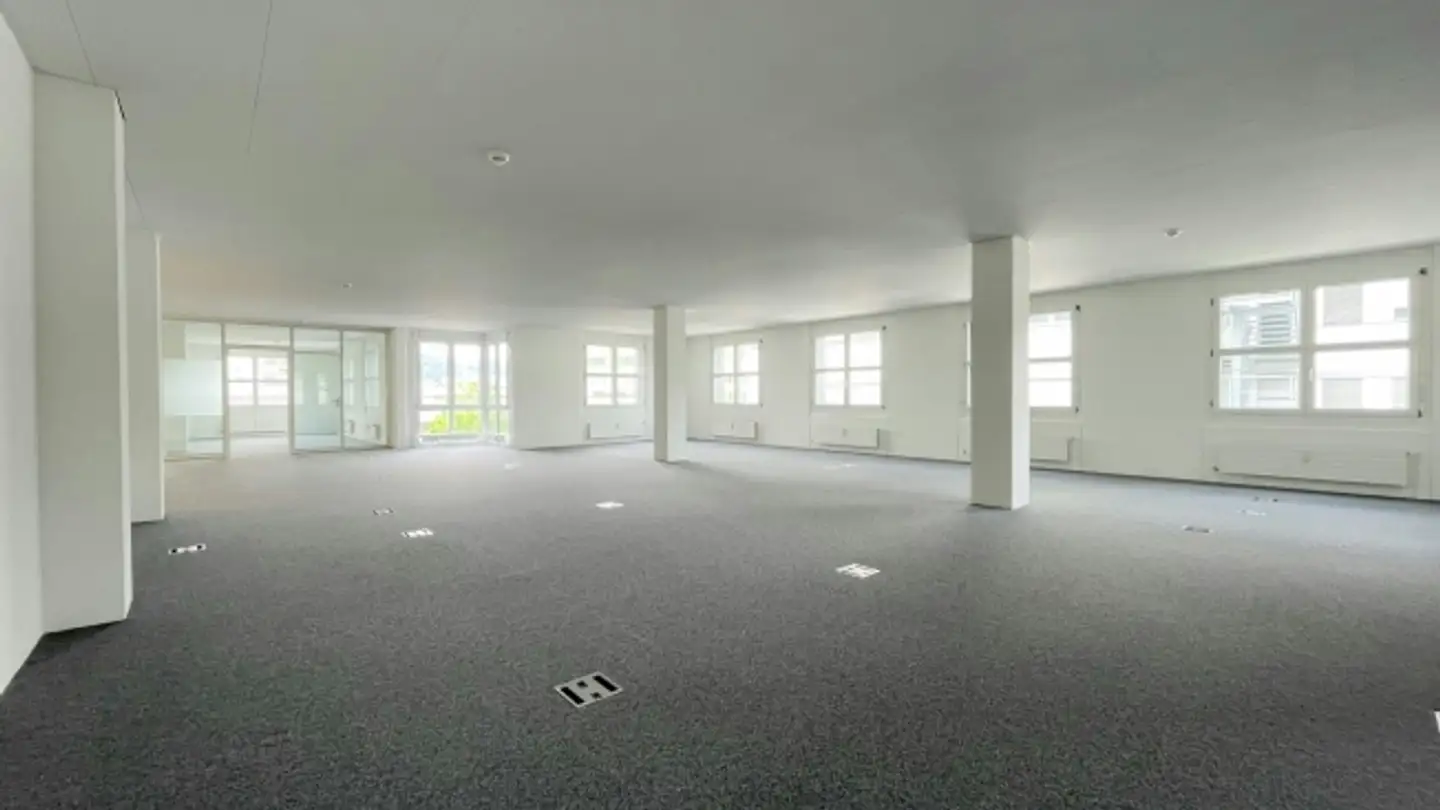 Office space for rent - Lerzenstrasse 10, 8953 Dietikon