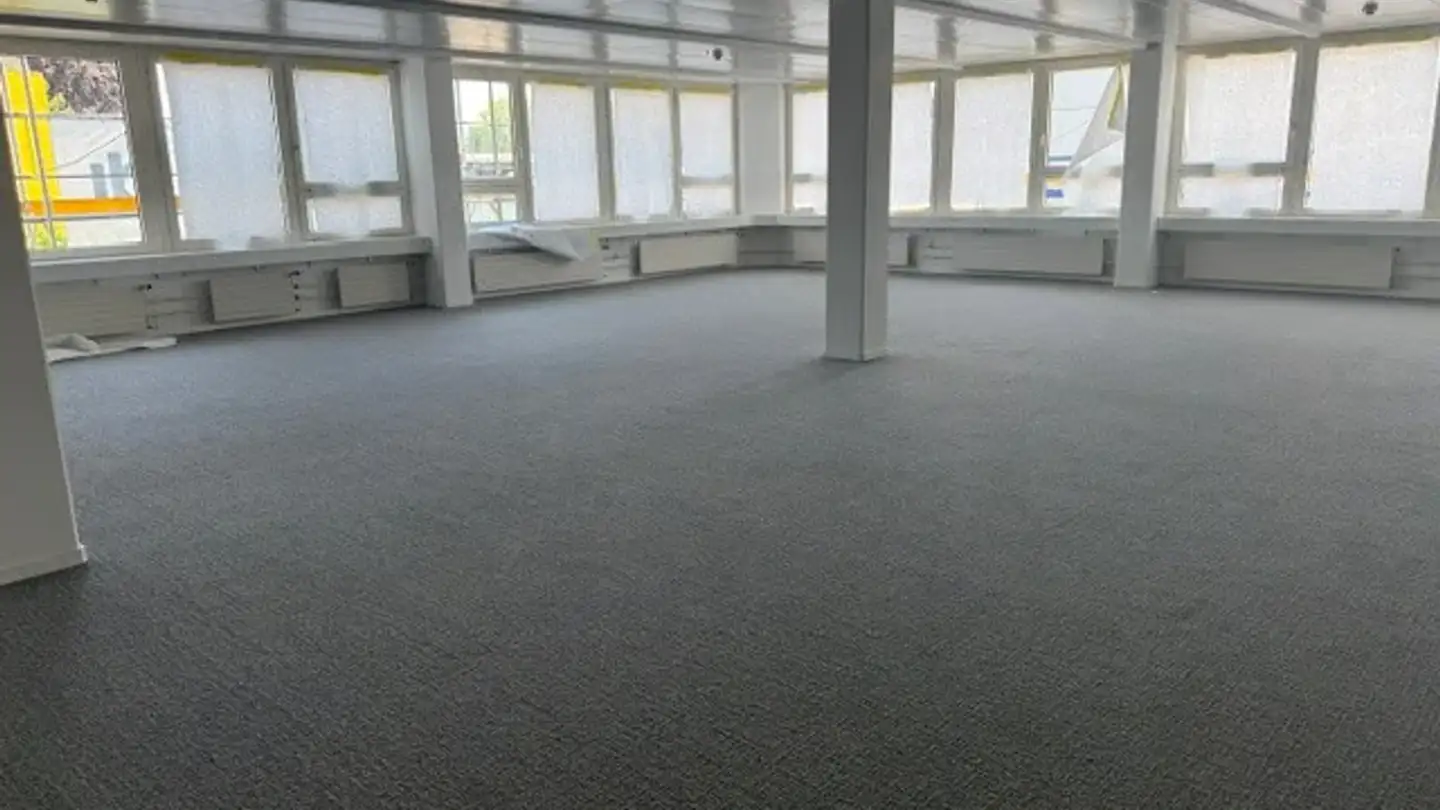 Office space for rent - Hofstrasse 1, 8181 Höri - Photo 3