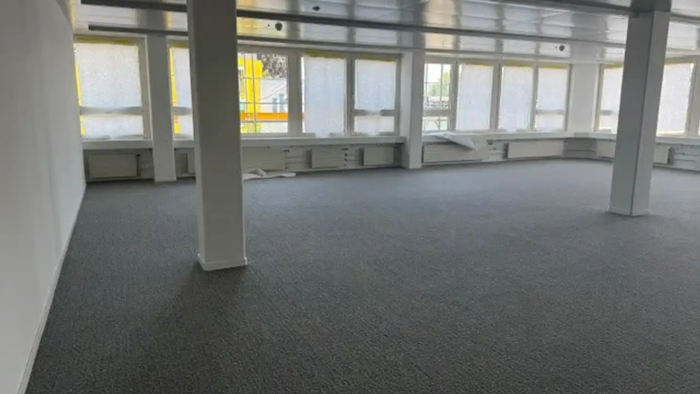 Office space for rent - Hofstrasse 1, 8181 Höri - Photo 4
