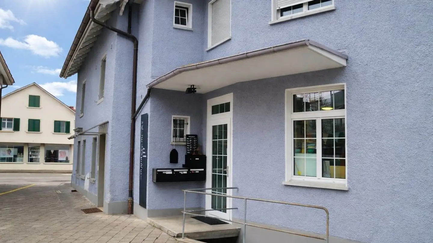 Mixed-use building for sale - Kempttalstrasse 14, 8330 Pfäffikon ZH - Photo 2