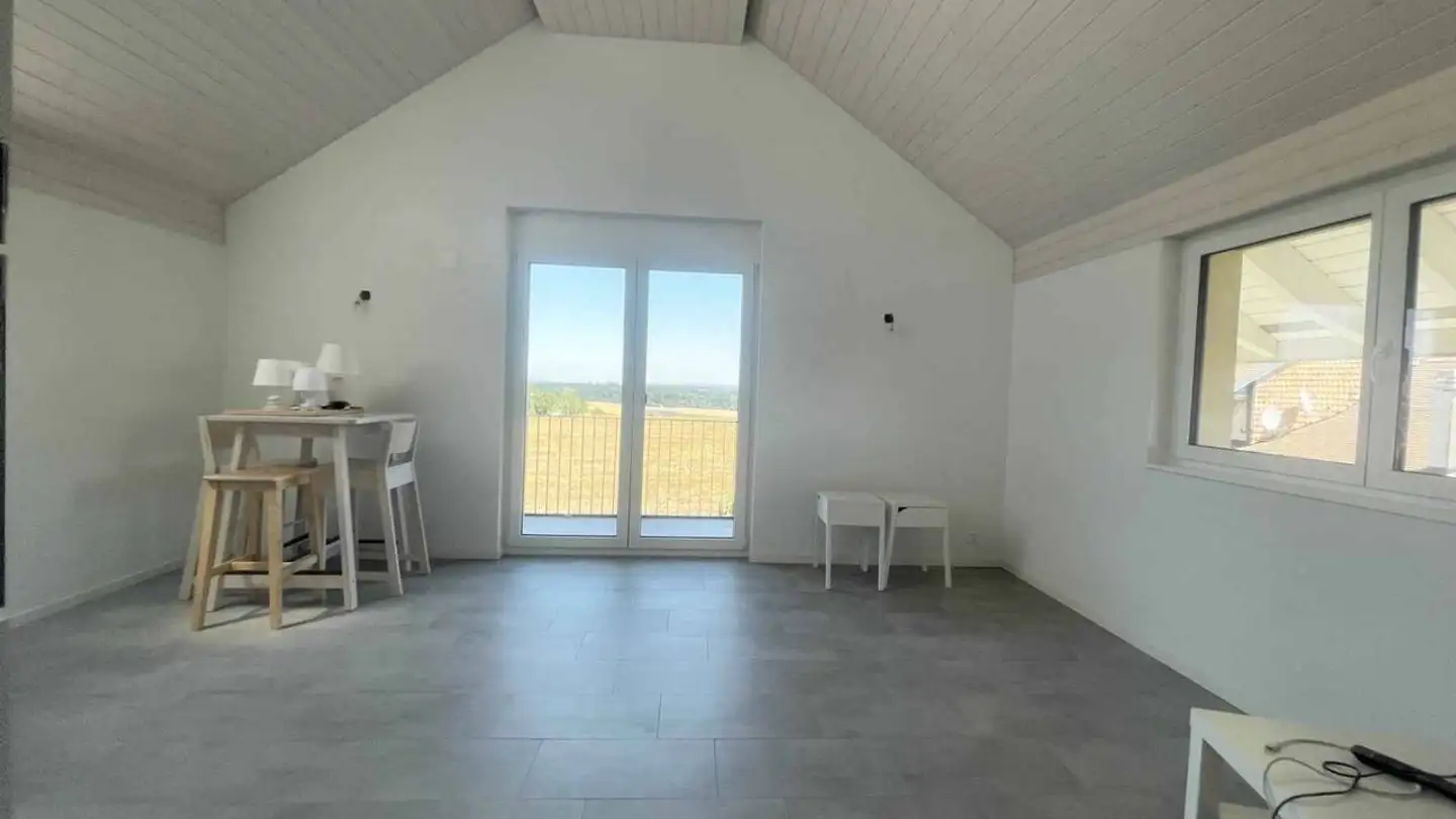 Attic flat for rent - 1142 Pampigny - Photo 3