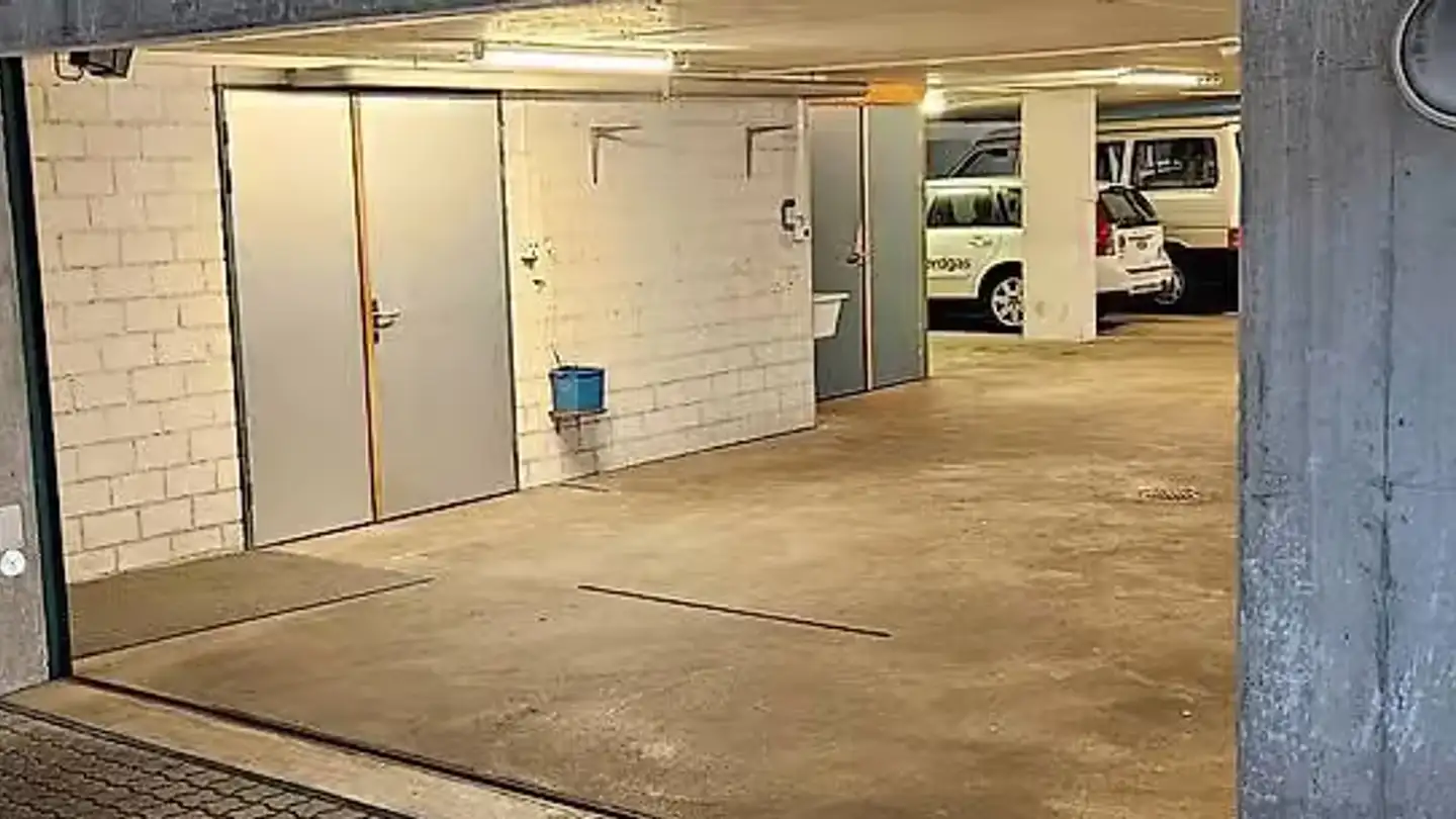 Place de parking souterraine à louer - Steinweg, 8280 Kreuzlingen - Photo 3