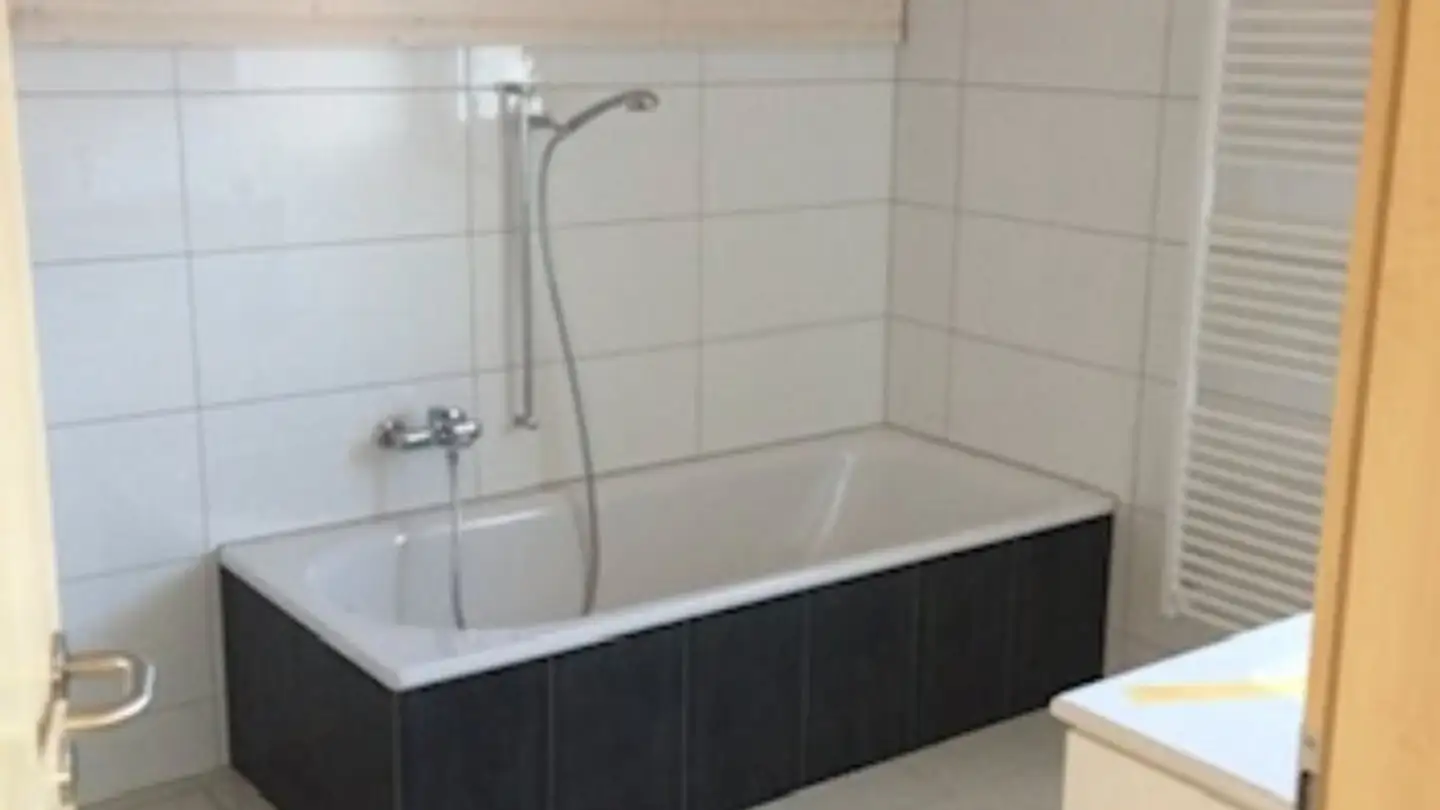 Appartamento in affitto - Route De La Chaussia 7, 1541 Morens FR - Photo 4