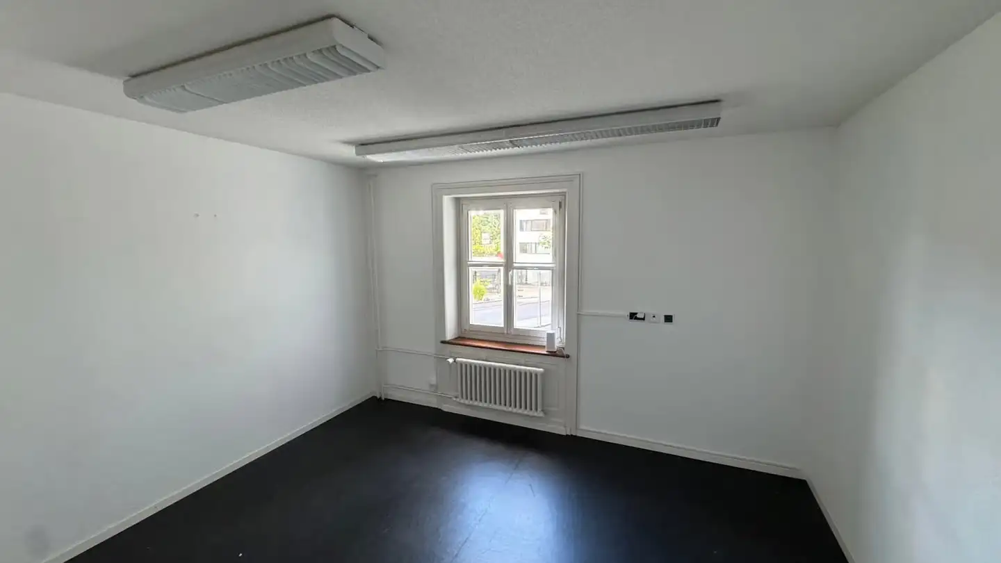 Bureau à louer - Gartenweg 1, 8135 Langnau am Albis - Photo 2