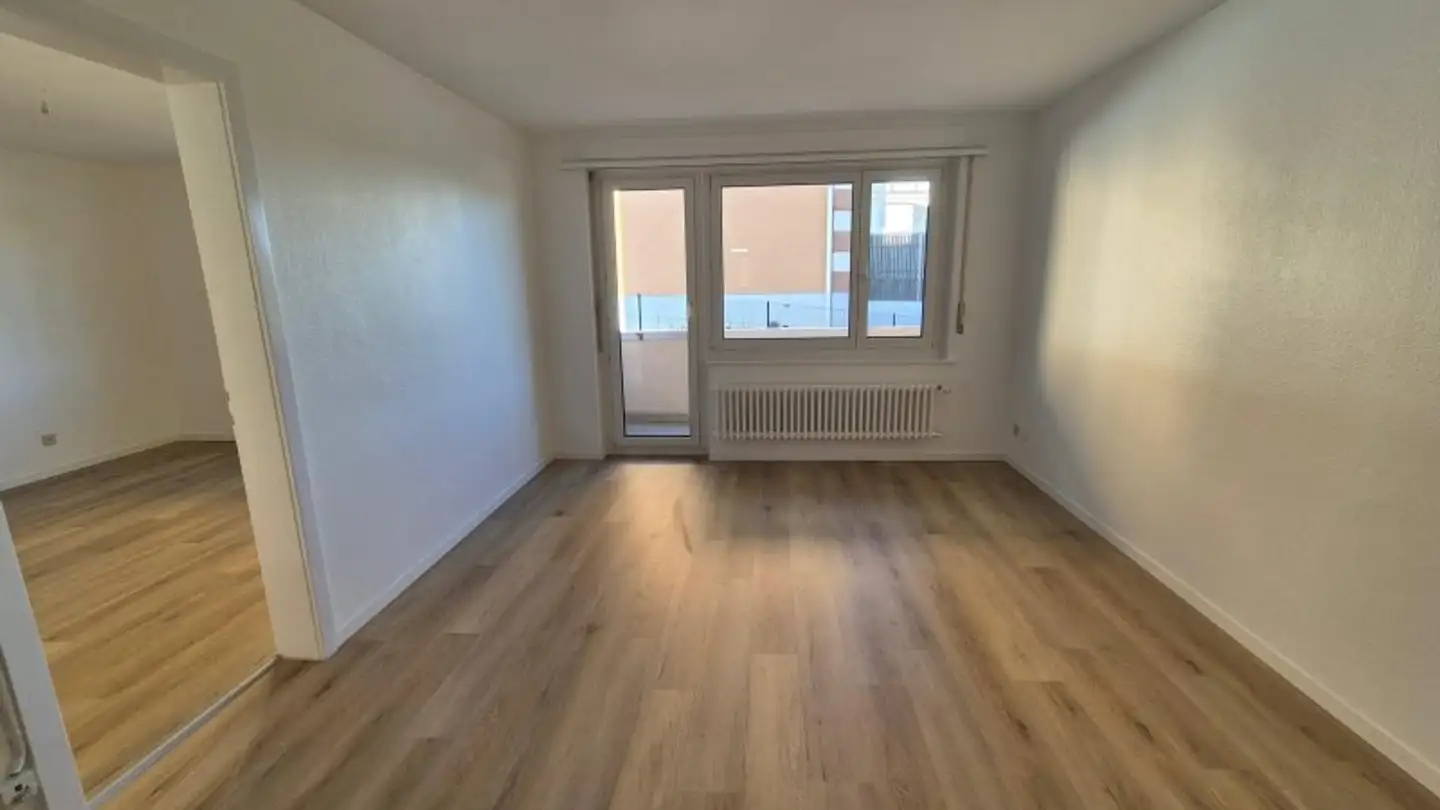 Wohnung mieten - Rouges-Terres 33, 2068 Hauterive NE
