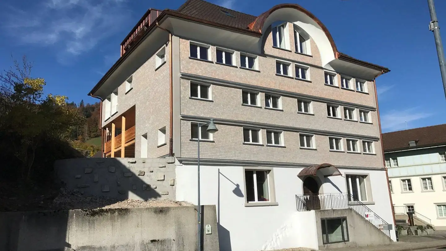 Wohnung mieten - Dorfstrasse 22, 9125 Brunnadern