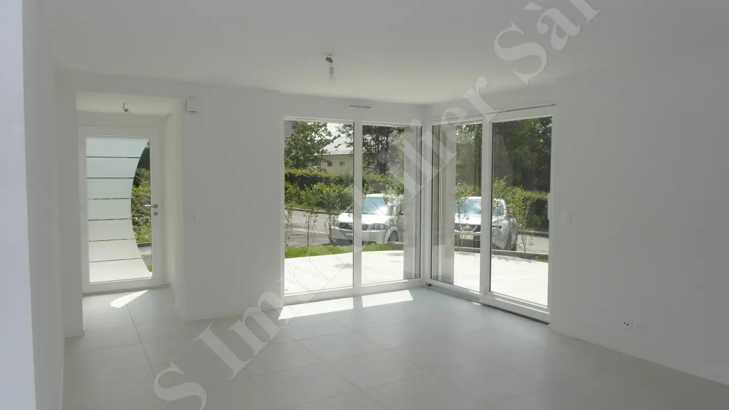 Stepped apartment for rent - Chemin Près-Les-Bois 4, 1066 Epalinges - Photo 2