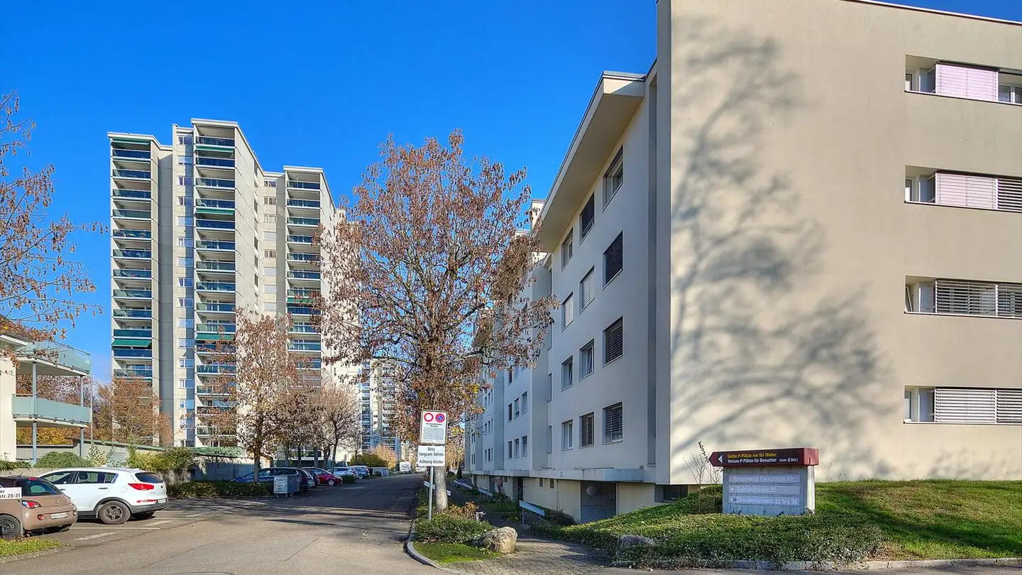 Place de parking extérieure à louer - 5200 Brugg AG