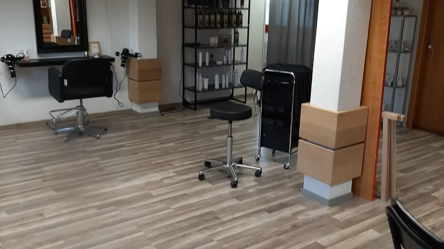 Negozio in vendita - Passage De La Poste 1, 2714 Les Genevez JU