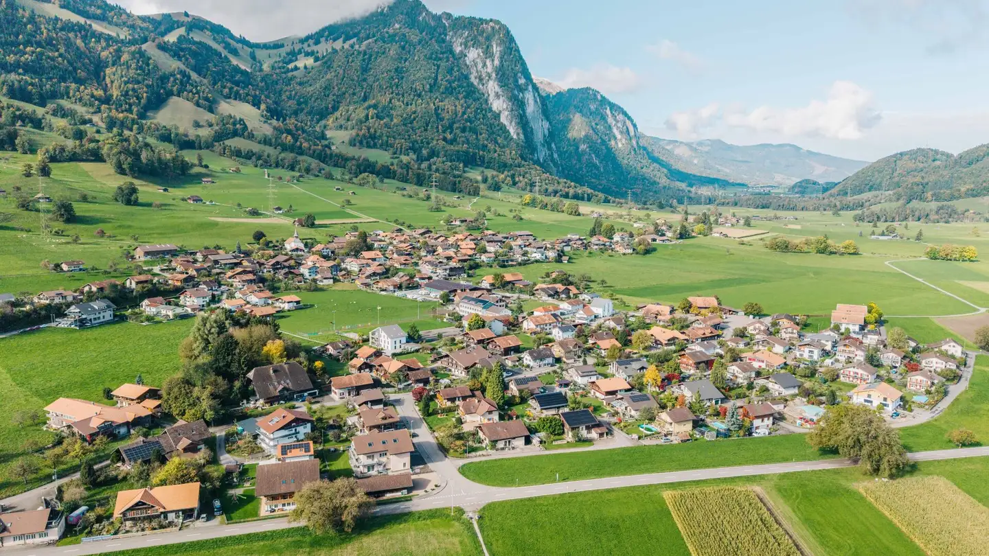 Edificio residenziale in vendita - Allmend, 3647 Reutigen - Photo 4