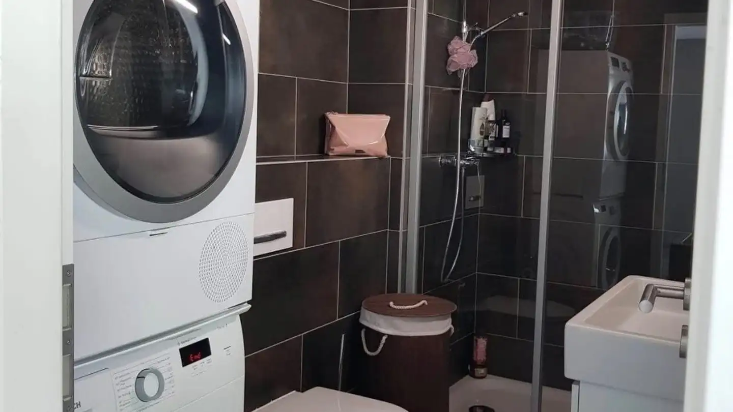 Wohnung mieten - Avenue Des Comtes De Savoie, 1913 Saillon - Foto 4