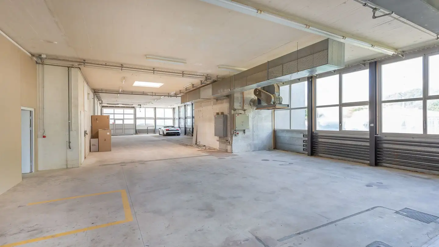 Storage space for rent - Am Linthli, 8752 Näfels