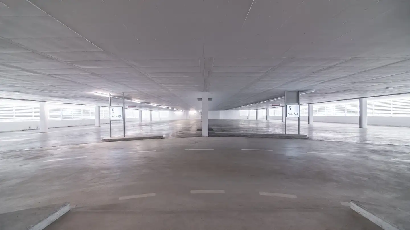 Underground parking space for rent - Kägenstrasse 18, 4153 Reinach BL - Photo 2