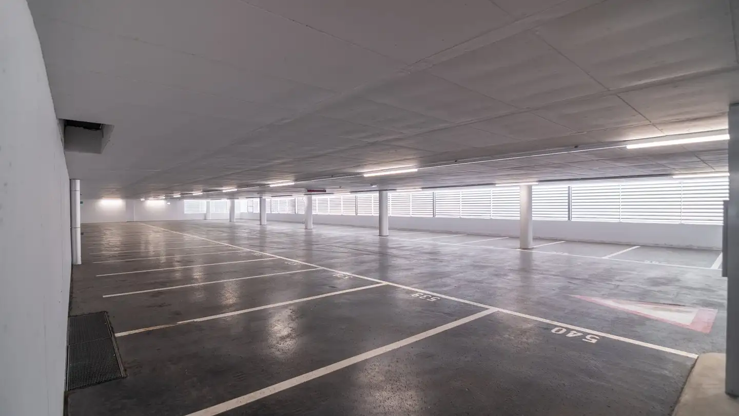 Underground parking space for rent - Kägenstrasse 18, 4153 Reinach BL - Photo 3