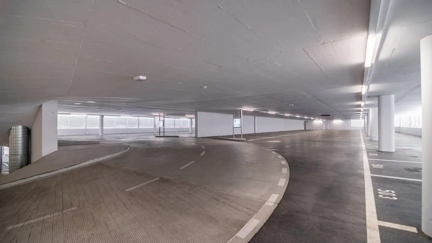 Underground parking space for rent - Kägenstrasse 18, 4153 Reinach BL - Photo 4
