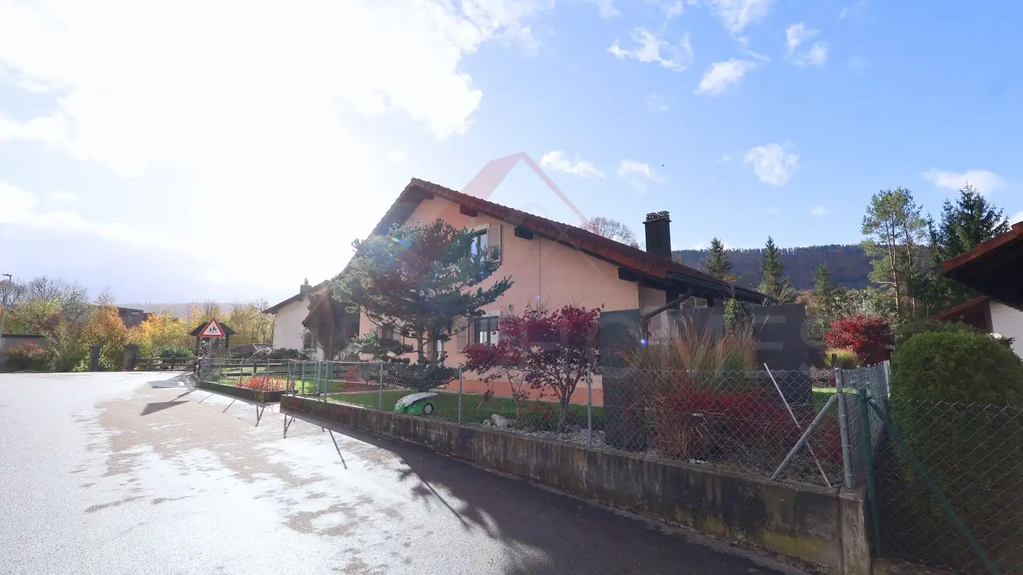 Single house for sale - 2824 Vicques