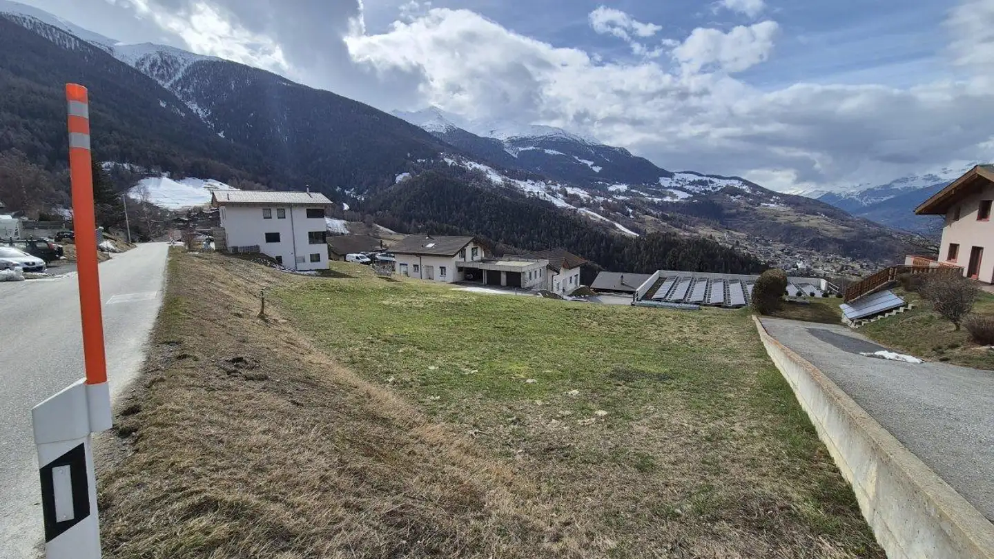 Constructible plot for sale - Zumoberhausstrasse, 3935 Bürchen - Photo 2